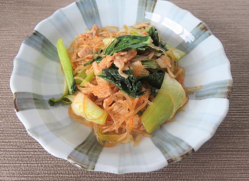チンゲン菜と春雨の韓国風炒めの写真