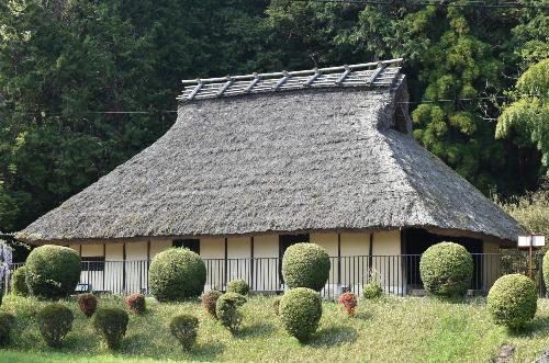 旧友井家住宅の外観の写真