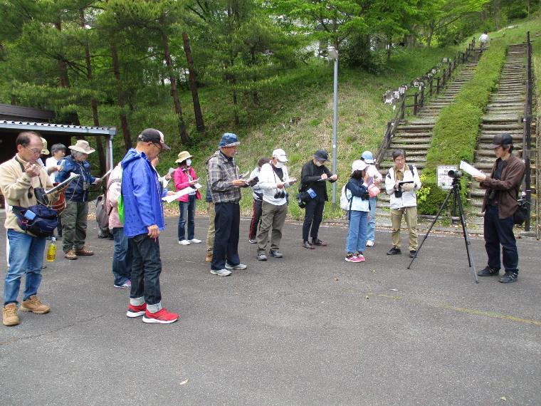 観察できた鳥などをまとめ閉会