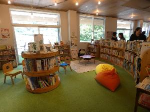 図書館の中の子供用スペース